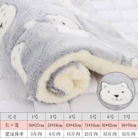 Dog sleeping mat warm thickened Sleeping pad blanket;  dog house warm mattress pet cushion (colour: Gray bear head, size: No.5 69*52cm)
